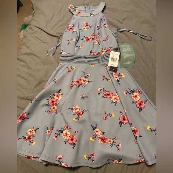 City Triangles A line halter dress - Picture 2 of 7